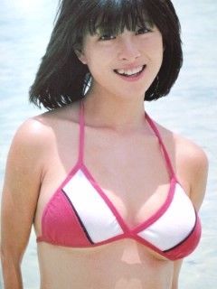 河合奈保子の水着30