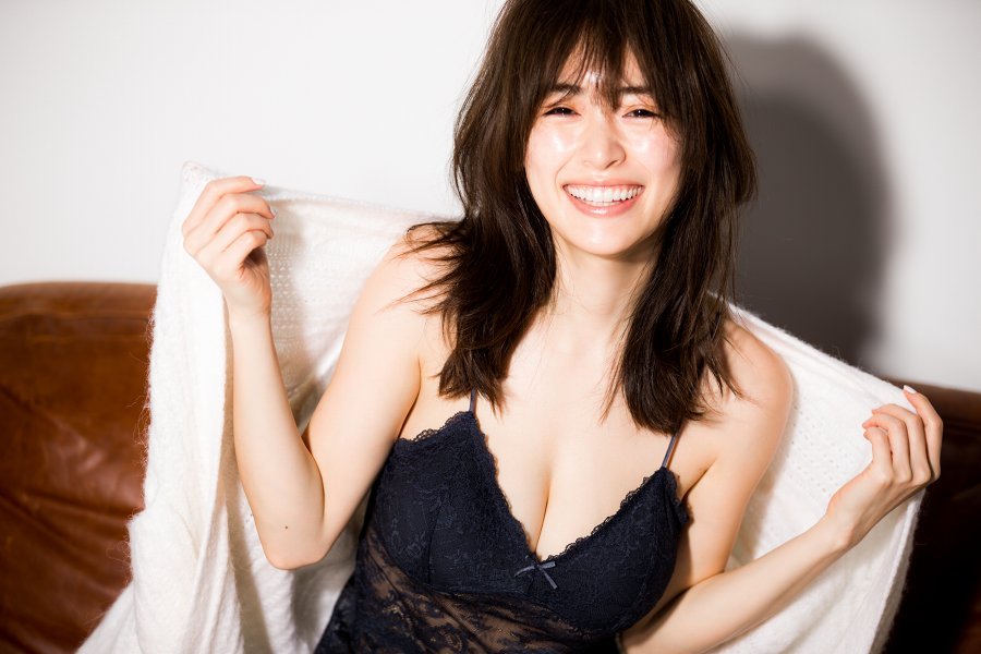 泉里香 セクシー