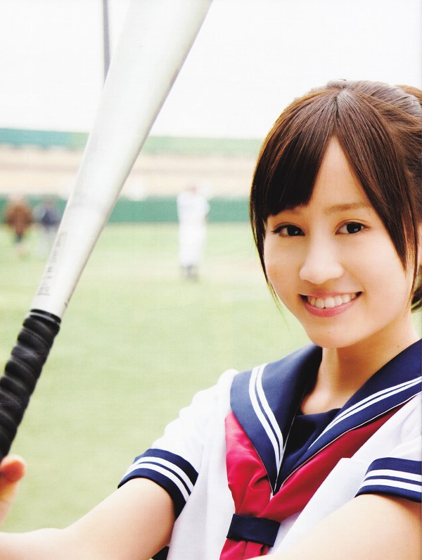 前田敦子 セーラー服コスプレ グラビア