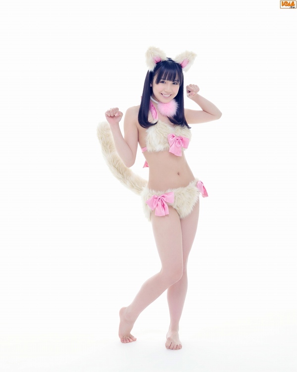 奥仲麻琴 猫耳コスプレ グラビア