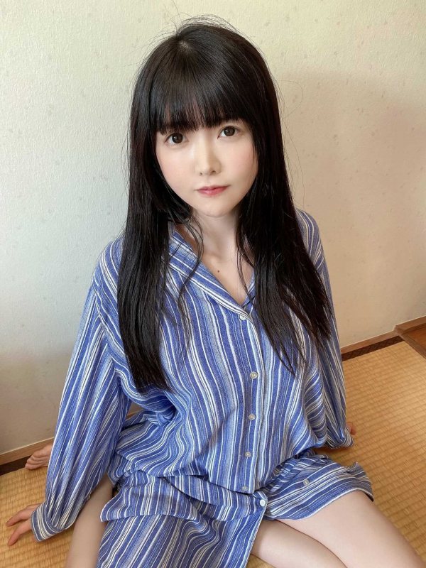  小野寺梓 セクシー