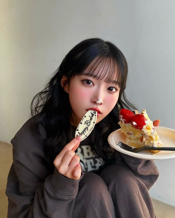 岸みゆ　フェラ顔画像