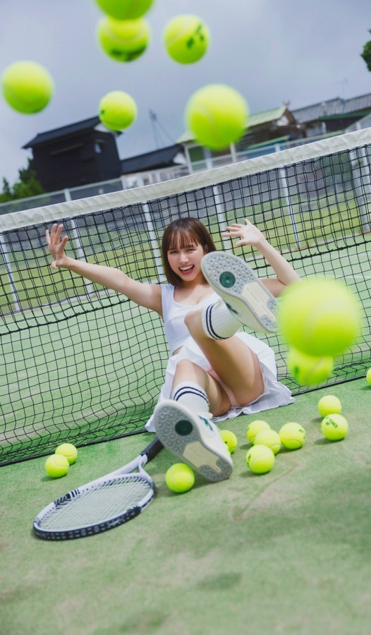 新谷真由 パンチラ画像