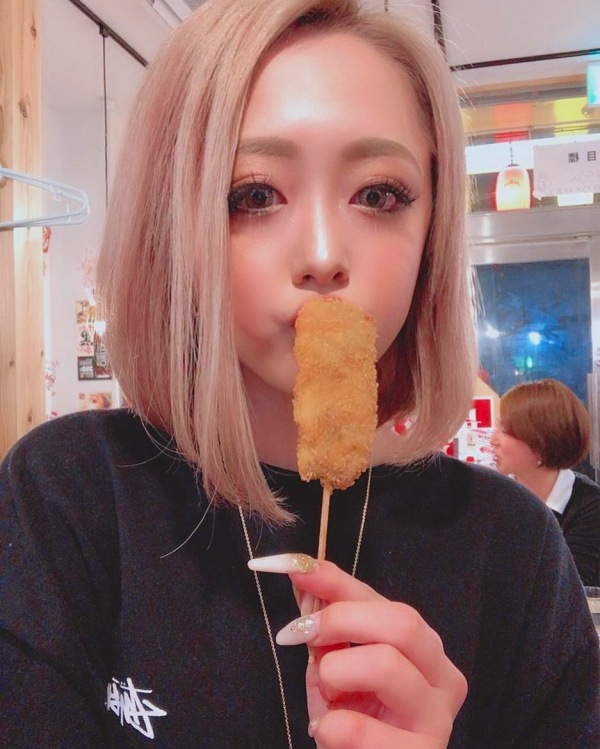 みりちゃむ　フェラ顔画像