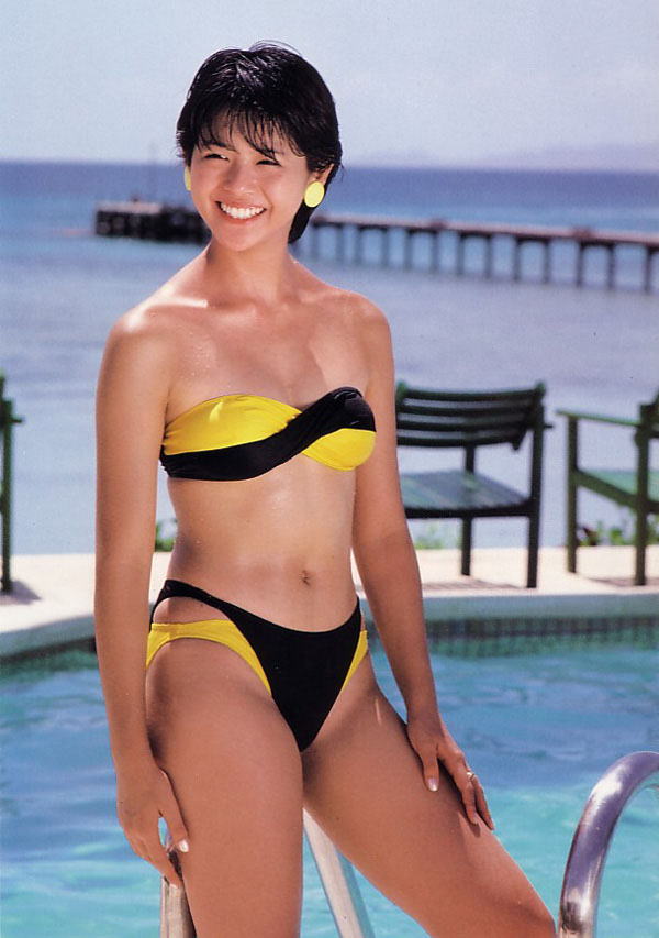 小泉今日子　水着画像