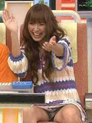 木下優樹菜　パンチラ画像