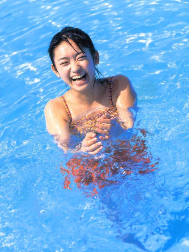 池脇千鶴　水着画像