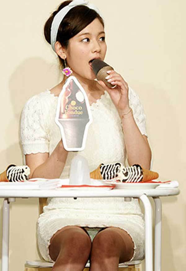 筧美和子　パンチラ画像