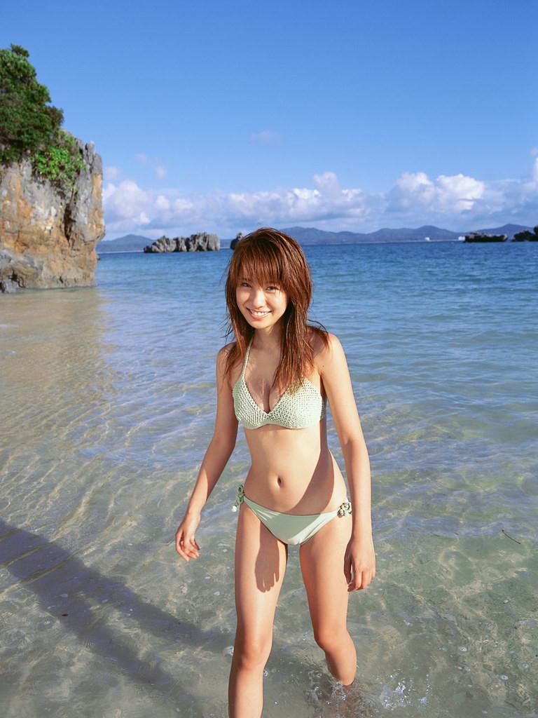 山本梓 水着