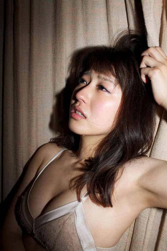 黒田有彩 脇