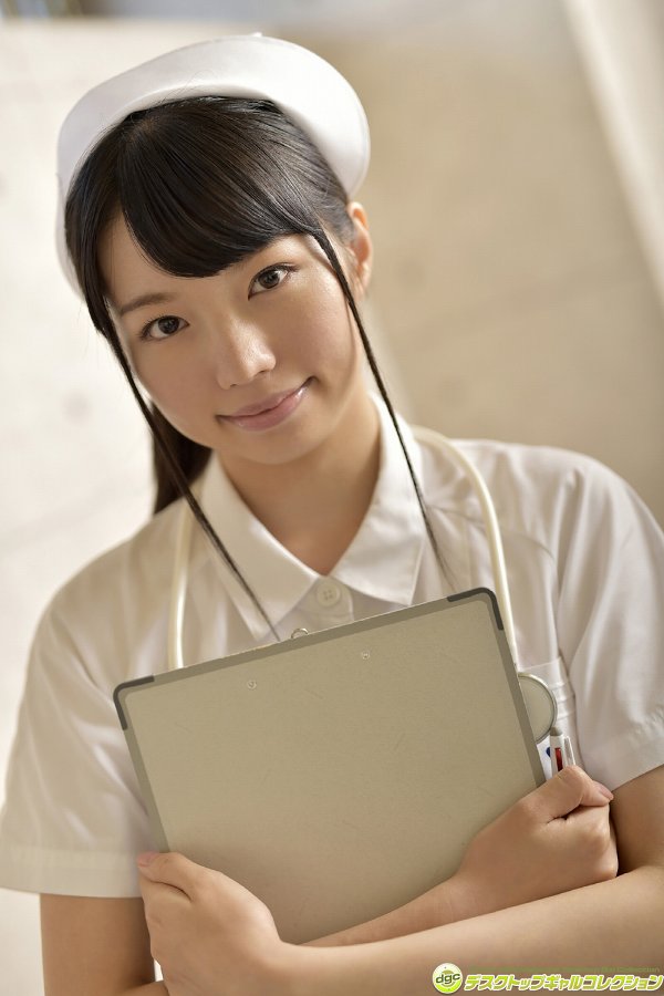 白河優菜 ナースコスプレ パンスト